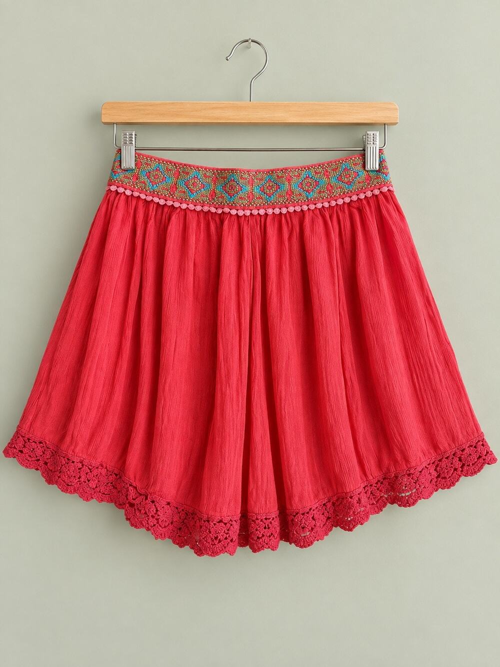 Free People Embroidered Lace-Trim Boho Shorts – Small